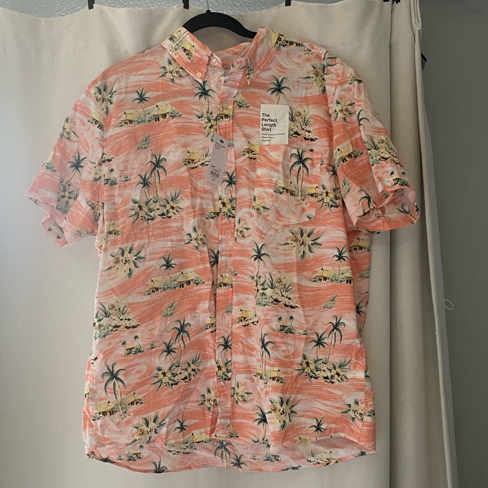 Kohls XL men’s Hawaiian shirt